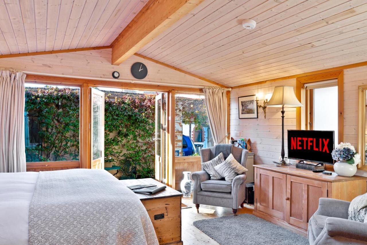 The Lodge - Luxury Lodge With Super King Size Bed, Kitchen & Shower Room Hurstpierpoint Luaran gambar