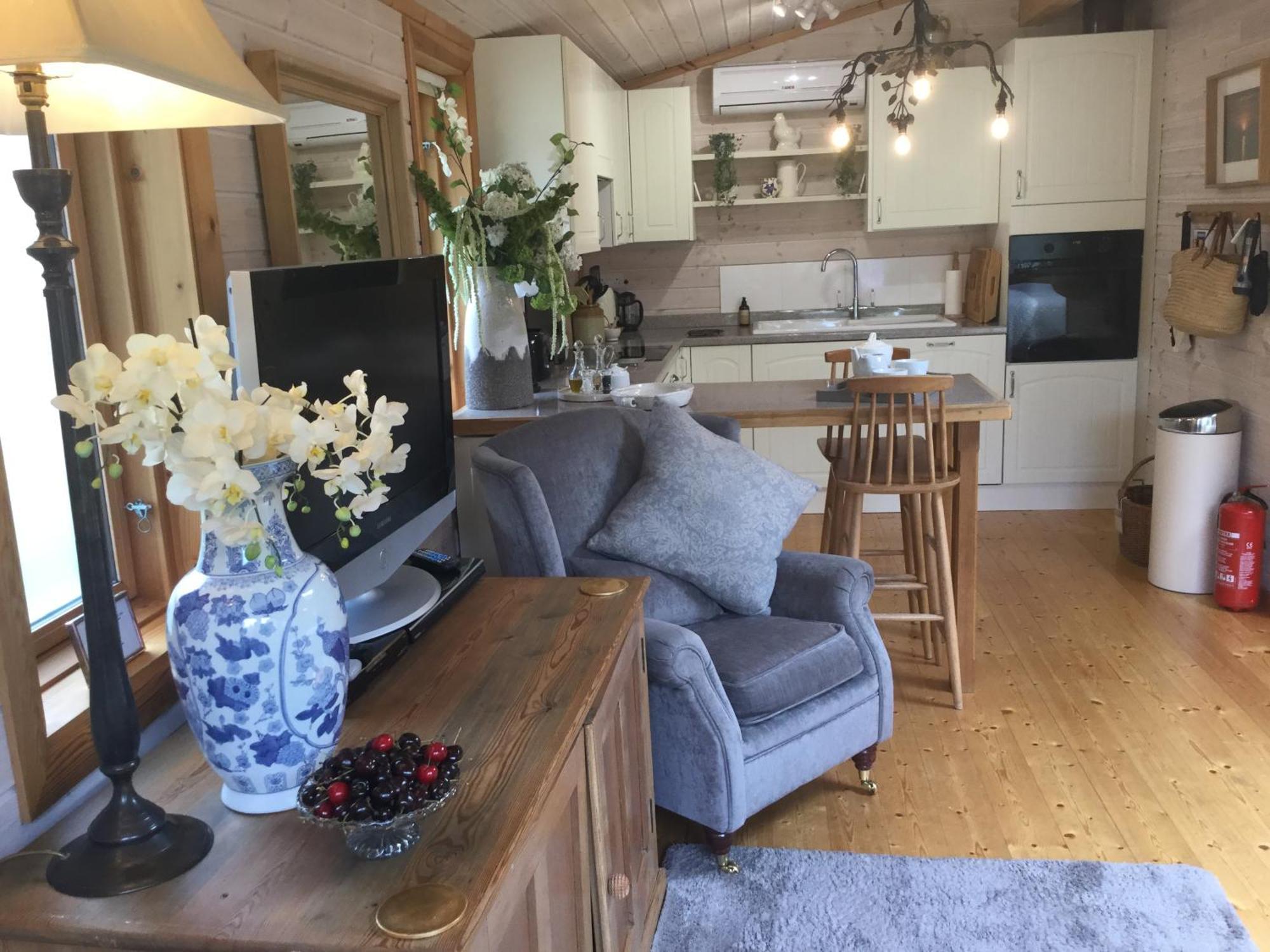 The Lodge - Luxury Lodge With Super King Size Bed, Kitchen & Shower Room Hurstpierpoint Luaran gambar